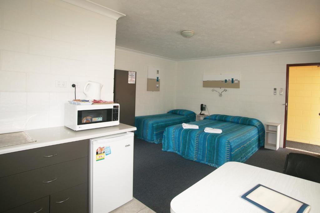 Cedar Lodge Motel Townsville Bilik gambar